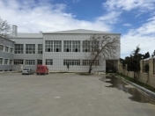 İcarəyə verilir 50 otaqlı 6000 m2 obyekt Əmircan