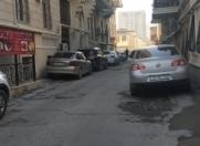 Satılır 1 otaqlı 21 m2 köhnə tikili Sahil m.