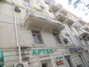 Satılır 1 otaqlı 33 m2 köhnə tikili Azadlıq prospekti m.