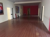 İcarəyə verilir 5 otaqlı 400 m2 obyekt İnşaatçılar m.