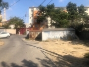 Satılır 2 otaqlı 60 m2 köhnə tikili Zərifə Əliyeva adına park