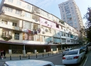 Satılır 2 otaqlı 37 m2 köhnə tikili İnşaatçılar m.