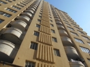 Satılır 7 otaqlı 350 m2 yeni tikili 28 May m.