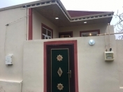 Satılır 3 otaqlı 1.2 m2 həyət evi Binəqədi