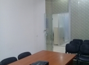 İcarəyə verilir 1 otaqlı 23 m2 ofis 28 May m.