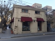 Satılır 4 otaqlı 110 m2 obyekt Nizami m.