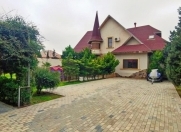 Satılır 4 otaqlı 355 m2 bağ evi Şüvəlan