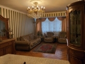 Satılır 3 otaqlı 76.5 m2 köhnə tikili 3 mkr