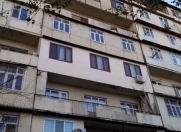 Satılır 2 otaqlı 65 m2 köhnə tikili Əhmədli m.
