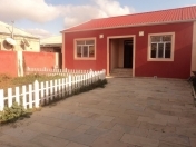 Satılır 4 otaqlı 300 m2 həyət evi Binəqədi