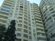 Satılır 1 otaqlı 64 m2 yeni tikili Həzi Aslanov m.