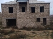 Satılır 4 otaqlı 140 m2 həyət evi Qala