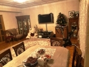 Satılır 5 otaqlı 172 m2 yeni tikili Gənclik m.