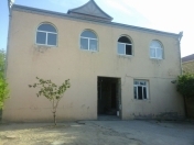 Satılır 8 otaqlı 300 m2 həyət evi AAF PARK