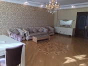 İcarəyə verilir 4 otaqlı 120 m2 yeni tikili 6-cı parallel