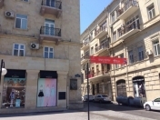 Satılır 3 otaqlı 102 m2 köhnə tikili Fontanlar bağı