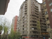 İcarəyə verilir 3 otaqlı 140 m2 yeni tikili 28 May m.