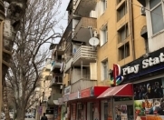 Satılır 3 otaqlı 70 m2 köhnə tikili Hüseyn Cavid parkı