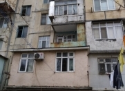 Satılır 2 otaqlı 45 m2 köhnə tikili 3 mkr