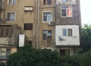 Satılır 1 otaqlı 30 m2 köhnə tikili Musabəyov parkı