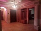 İcarəyə verilir 4 otaqlı 184 m2 yeni tikili Olimpik Star