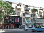 İcarəyə verilir 3 otaqlı 110 m2 köhnə tikili 28 May m.