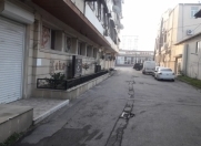 Satılır 2 otaqlı 300 m2 obyekt Bakıxanov