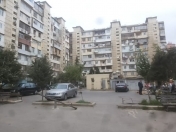 Satılır 3 otaqlı 84 m2 köhnə tikili İnşaatçılar m.