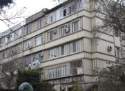 İcarəyə verilir 3 otaqlı 100 m2 köhnə tikili Yasamal r.