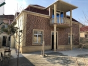 Satılır 4 otaqlı 200 m2 həyət evi Binəqədi
