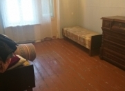 İcarəyə verilir 3 otaqlı 70 m2 köhnə tikili Xəzər Universiteti