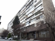 Satılır 2 otaqlı 65 m2 köhnə tikili Tibb Universiteti