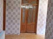Satılır 5 otaqlı 160 m2 köhnə tikili Binəqədi
