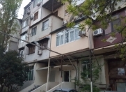 Satılır 2 otaqlı 60 m2 köhnə tikili Nizami m.