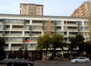 Satılır 3 otaqlı 77 m2 köhnə tikili Səməd Vurğun parkı