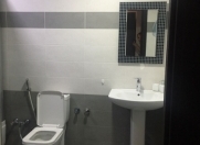 İcarəyə verilir 3 otaqlı 100 m2 yeni tikili 28 May m.