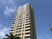 Satılır 3 otaqlı 157 m2 yeni tikili Tibb Universiteti