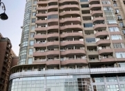 İcarəyə verilir 4 otaqlı 190 m2 yeni tikili Elmlər Akademiyası m.