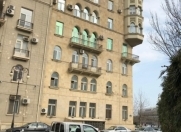 Satılır 4 otaqlı 190 m2 obyekt Sahil m.