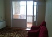 Satılır 2 otaqlı 35 m2 köhnə tikili İnşaatçılar m.