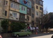 İcarəyə verilir 2 otaqlı 45 m2 köhnə tikili Şah İsmayıl Xətai m.