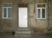 Satılır 1 otaqlı 33 m2 həyət evi İnşaatçılar m.