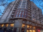 İcarəyə verilir 4 otaqlı 92 m2 yeni tikili Nizami m.