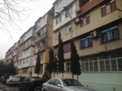 Satılır 4 otaqlı 125 m2 köhnə tikili Ayna Sultanova heykəli