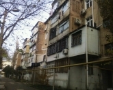 Satılır 2 otaqlı 50 m2 köhnə tikili İnşaatçılar m.