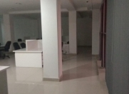 İcarəyə verilir 10 otaqlı 1300 m2 yeni tikili Nəriman Nərimanov m.