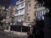 Satılır 2 otaqlı 60 m2 köhnə tikili Space TV