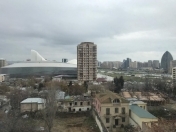 İcarəyə verilir 4 otaqlı 184 m2 yeni tikili 28 may