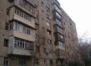 Satılır 4 otaqlı 100 m2 köhnə tikili Əhmədli m.