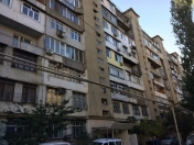 Satılır 2 otaqlı 60 m2 köhnə tikili 8 mkr